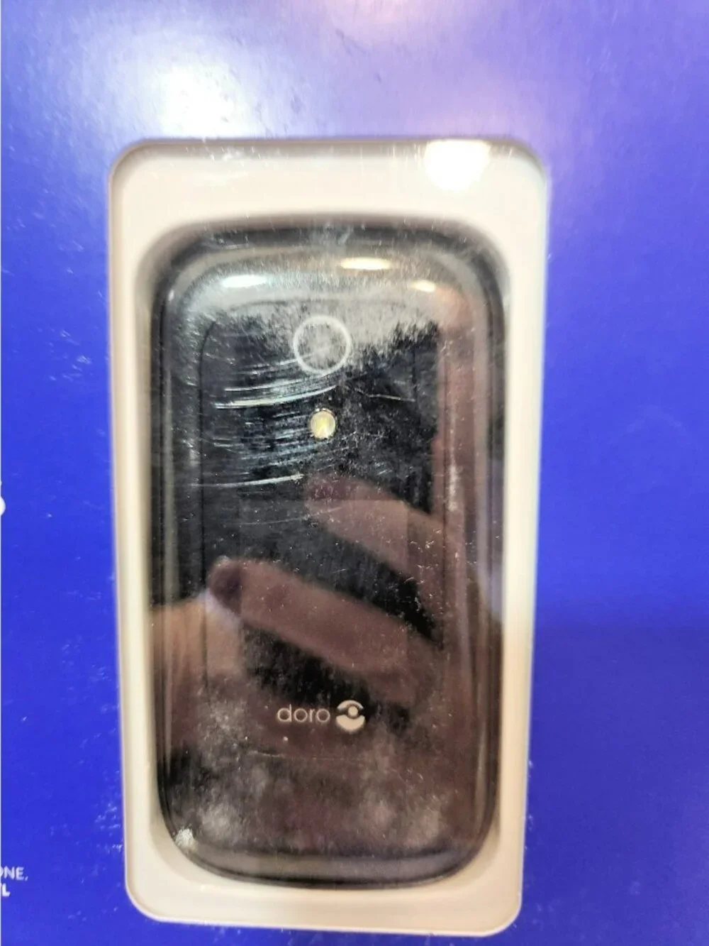 Doro 7050/D7050TL Black TracFone 4 G VoLTE Flip Smartphone New in Box Rare